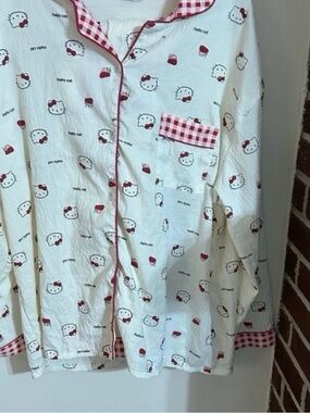 Hello Kitty Size 3xl Cream Pajama Set with Red Gingham Trim